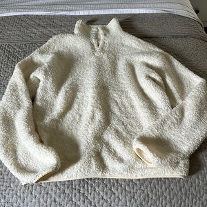 Skims- over sized pullover sweater white